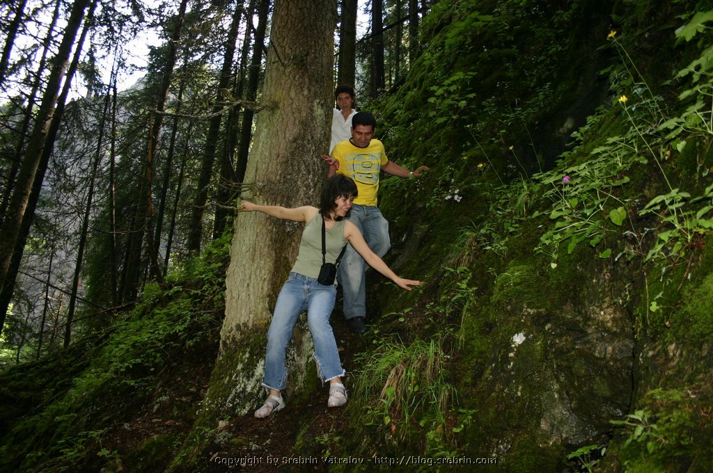 IMG_8075 Iva Kaloayn and Vesi at the Wonderful bridges.JPG
Make: Canon
Model: Canon EOS DIGITAL REBEL
DateTime: 09.7.2005 . 11:34:24
EXIFImageWidth: 2048
ExifImageLength: 1360
Flash: Flash fired - Auto mode - Red-eye reduction
ISOSpeedRatings: ISO 100
ShutterSpeedValue: 1/60 sec
ApertureValue: F4
FocalLength: 18 mm