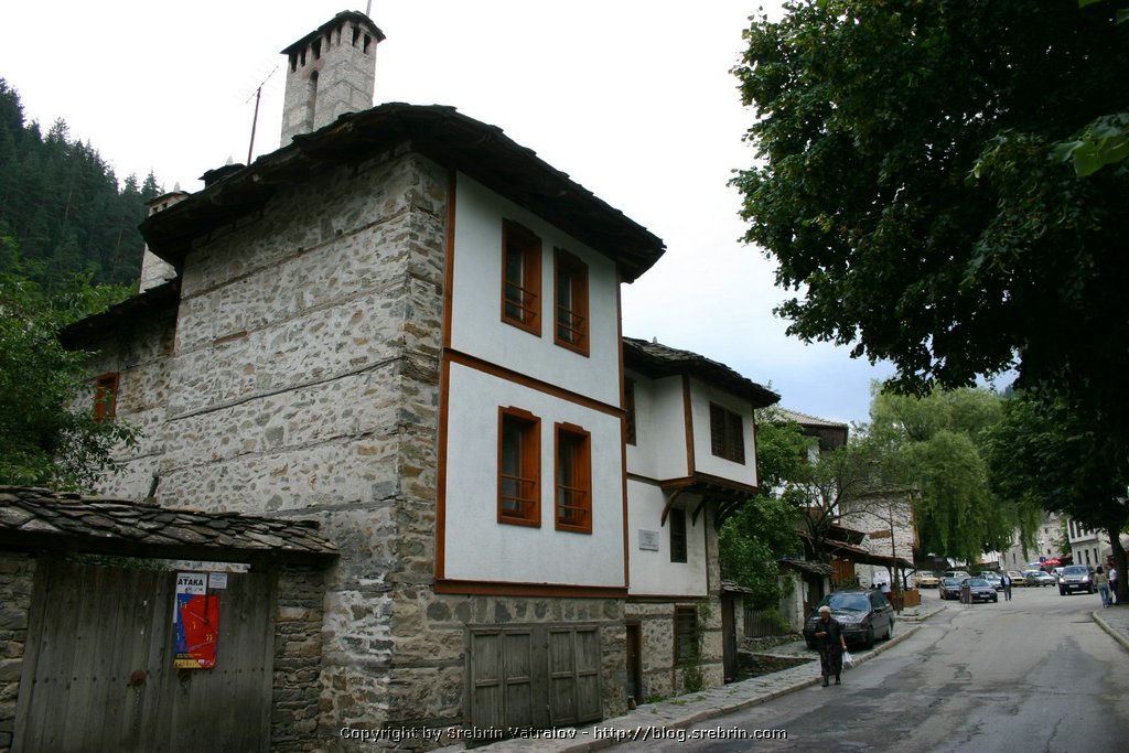 IMG_8163 Shiroka Laka.JPG
Make: Canon
Model: Canon EOS DIGITAL REBEL
DateTime: 09.7.2005 . 15:03:54
EXIFImageWidth: 1536
ExifImageLength: 1024
Flash: Flash did not fire - Compulsory flash suppression
ISOSpeedRatings: ISO 100
ShutterSpeedValue: 1/125 sec
ApertureValue: F7,1
FocalLength: 18 mm