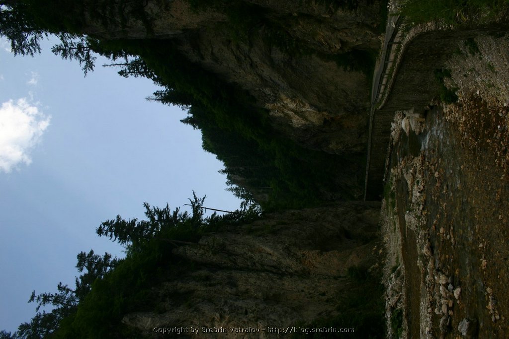 IMG_8255 Trigradskoto jdrelo.JPG
Make: Canon
Model: Canon EOS DIGITAL REBEL
DateTime: 10.7.2005 . 11:18:16
EXIFImageWidth: 1024
ExifImageLength: 1536
Flash: Flash did not fire - Compulsory flash suppression
ISOSpeedRatings: ISO 100
ShutterSpeedValue: 1/200 sec
ApertureValue: F8
FocalLength: 18 mm