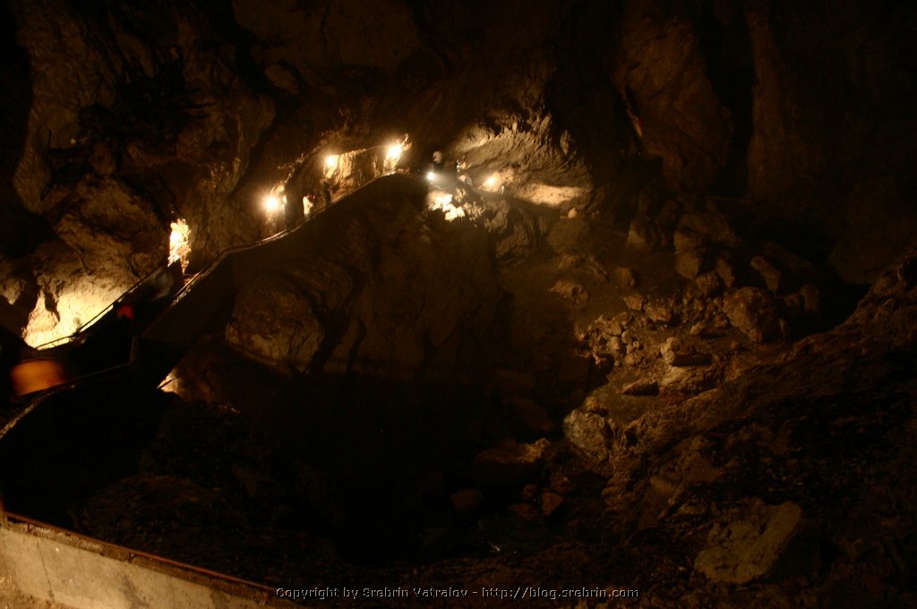 IMG_8268 The Devil's throat cave near Trigrad.JPG
Make: Canon
Model: Canon EOS DIGITAL REBEL
DateTime: 10.7.2005 . 11:38:13
EXIFImageWidth: 2048
ExifImageLength: 1360
Flash: Flash did not fire
ISOSpeedRatings: ISO 800
ShutterSpeedValue: 1/1 sec
ApertureValue: F4,5
FocalLength: 18 mm
