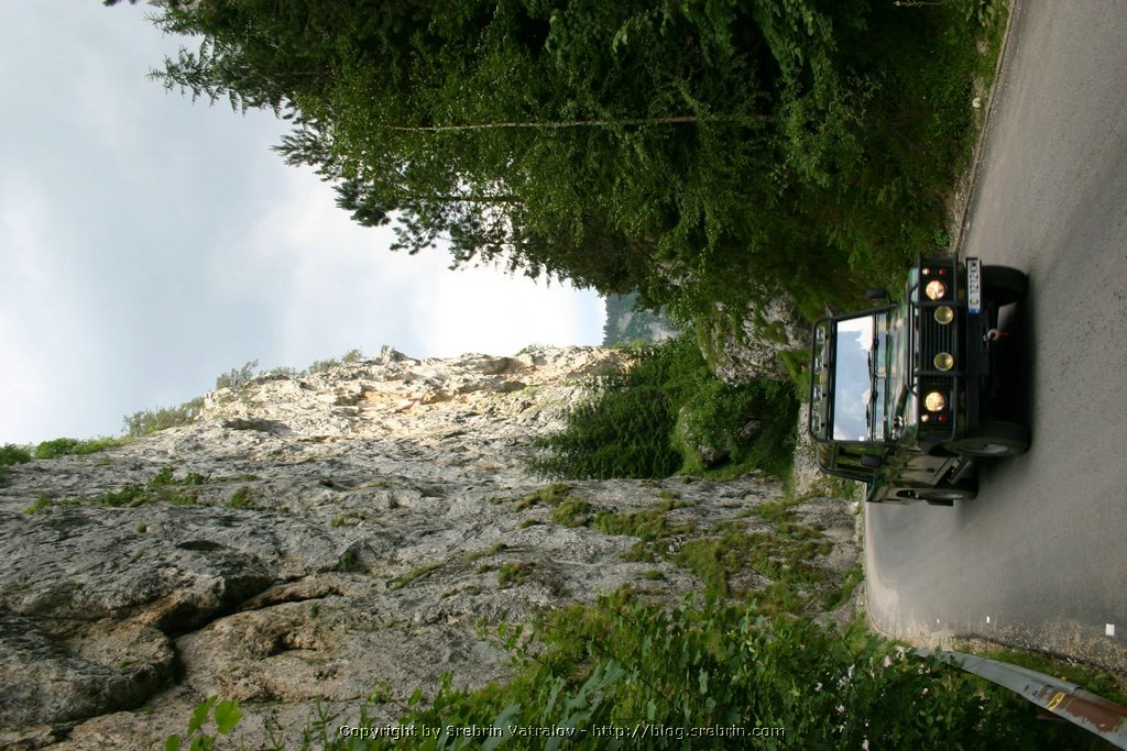 IMG_8311.JPG
Make: Canon
Model: Canon EOS DIGITAL REBEL
DateTime: 10.7.2005 . 12:12:58
EXIFImageWidth: 1024
ExifImageLength: 1536
Flash: Flash did not fire - Compulsory flash suppression
ISOSpeedRatings: ISO 100
ShutterSpeedValue: 1/125 sec
ApertureValue: F6,3
FocalLength: 18 mm