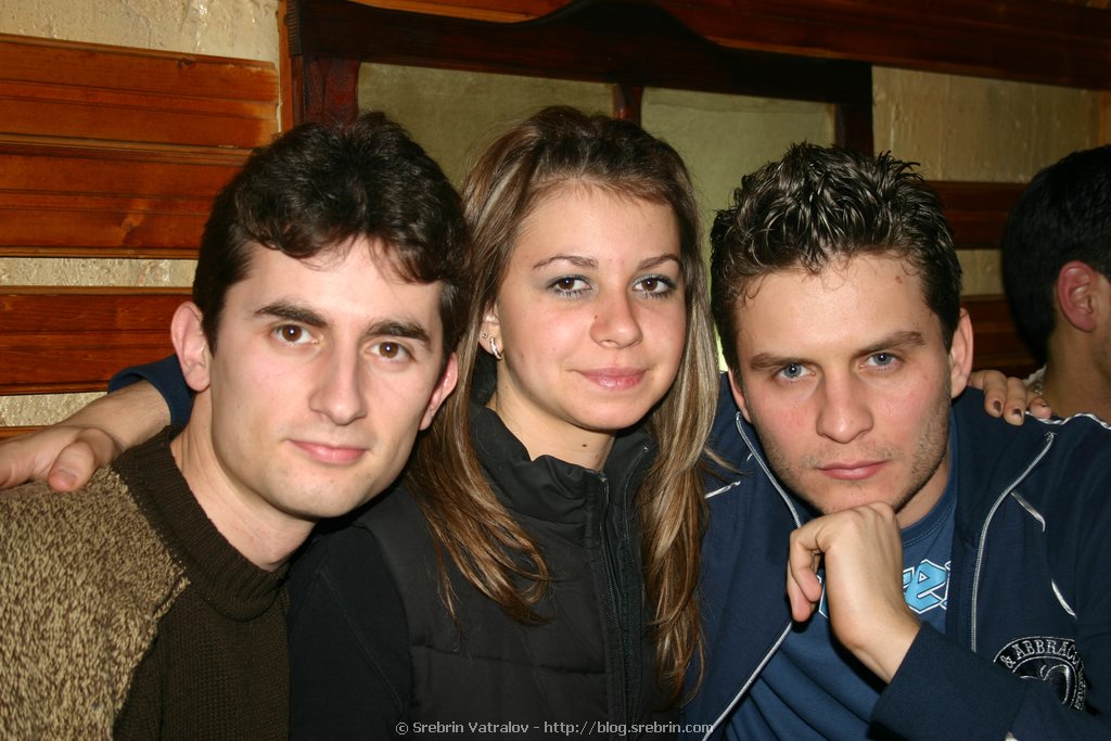 IMG_2013
Click for next picture...