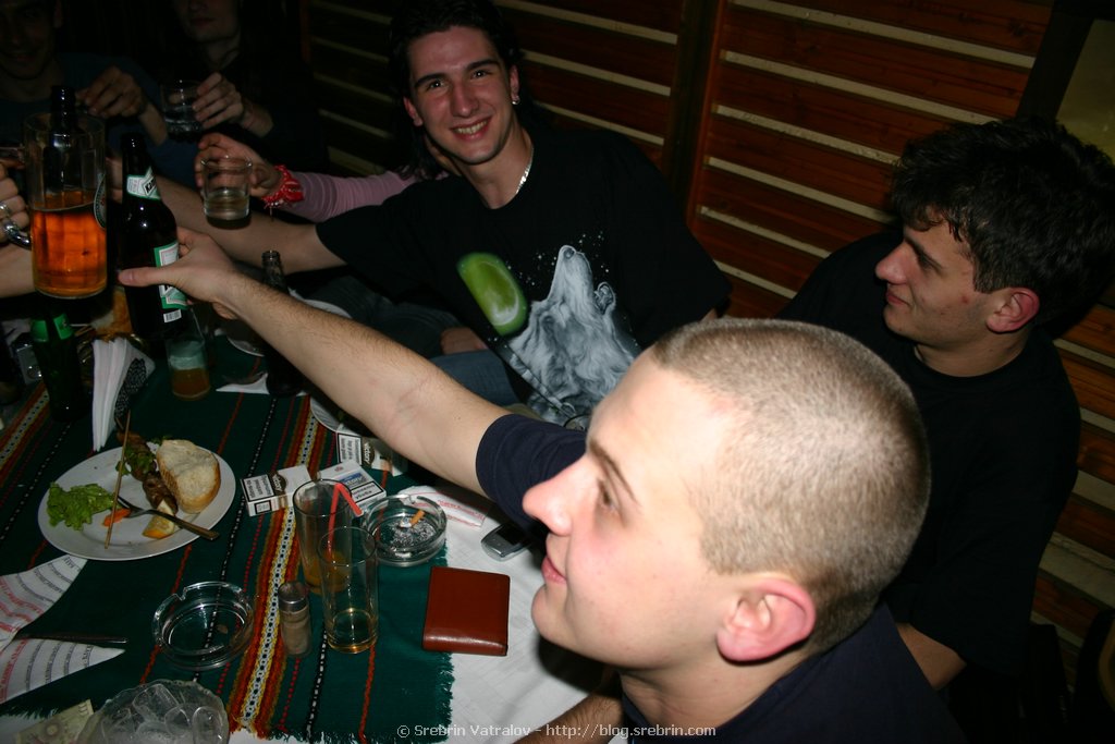 IMG_2032
Click for next picture...