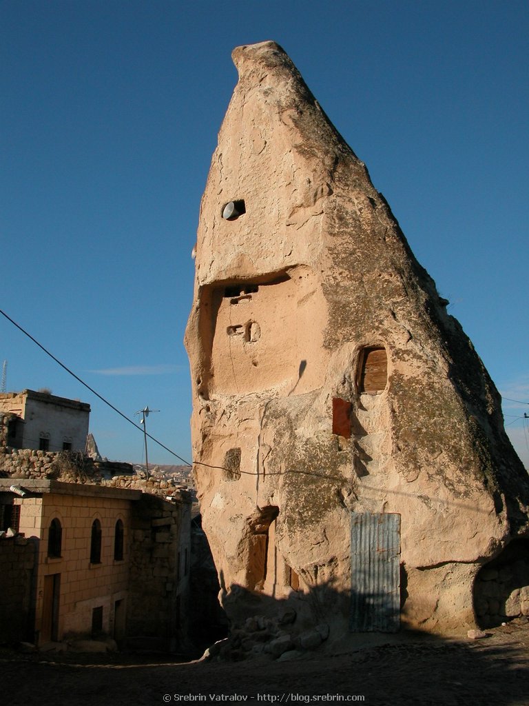 DSCN7249 Goreme in Cappadoccia area Anadola
Click for next picture...