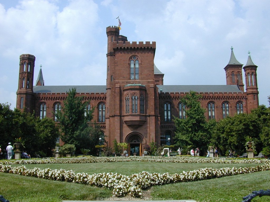 The Smithsonian Institute
Click for next picture...